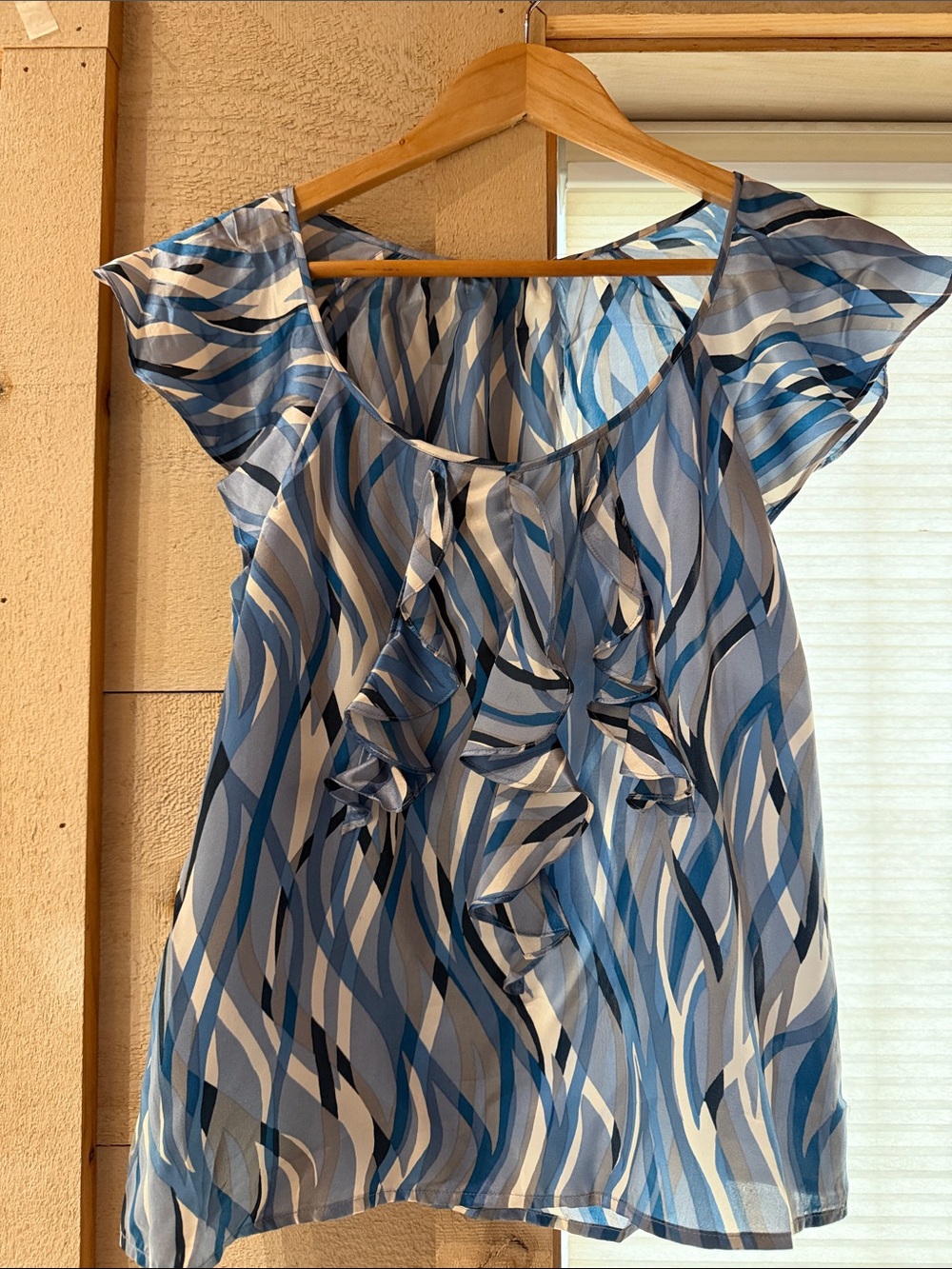 Banana Republic Silk Blue and White Ruffle-Front Blouse